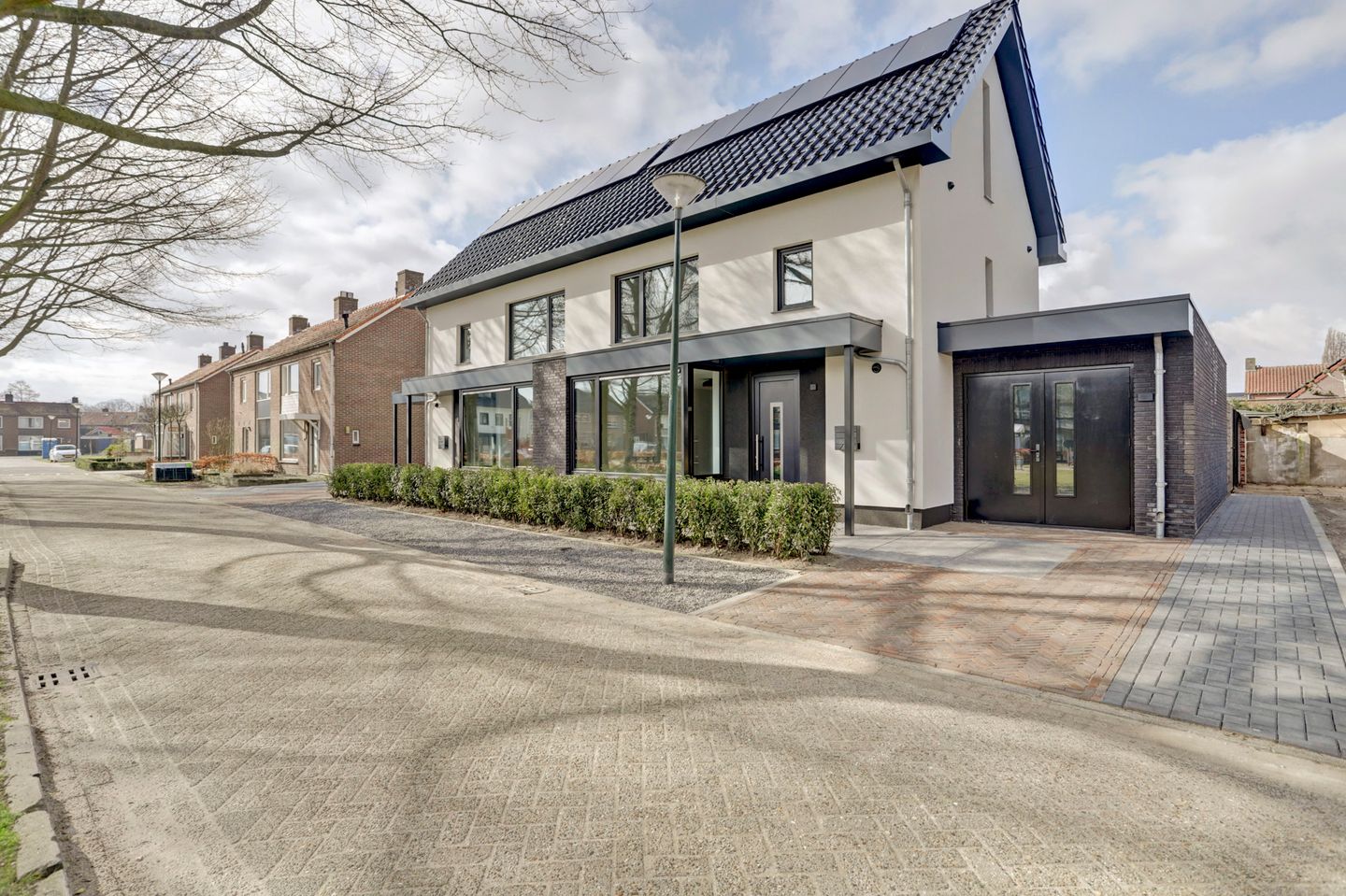 Foto 34 van Van Spreeuwelstraat 15