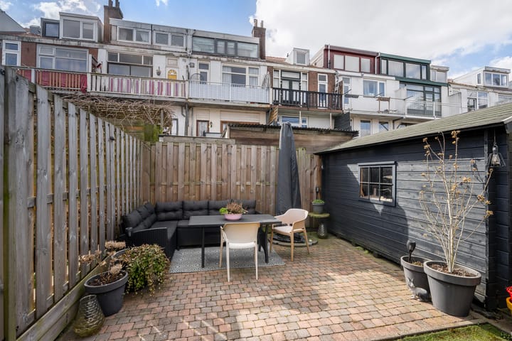 Photo 15 of Oosterstraat 34