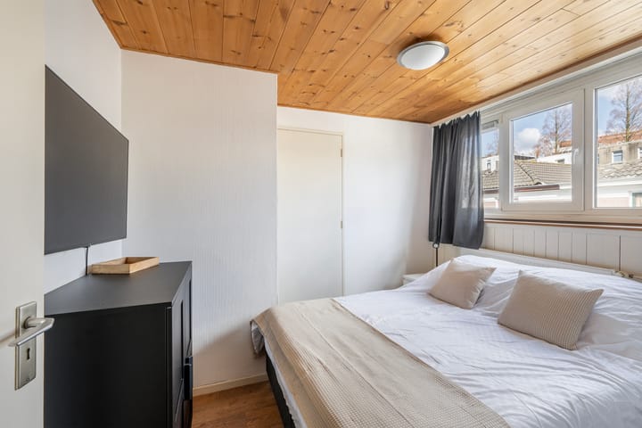 Photo 20 of Oosterstraat 34