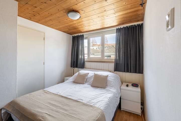 Photo 21 of Oosterstraat 34