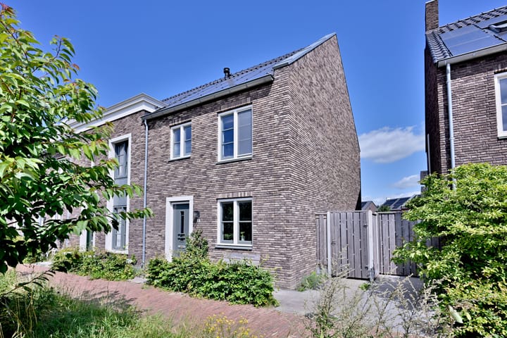 Foto 1 van Johan Roebersstraat 58