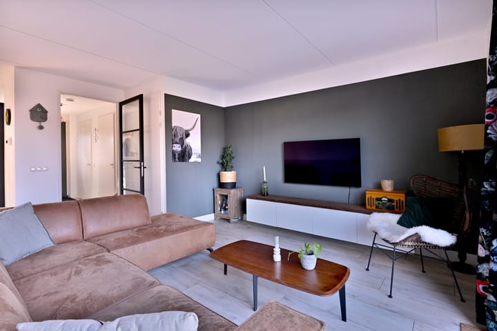 Foto 11 van Johan Roebersstraat 58