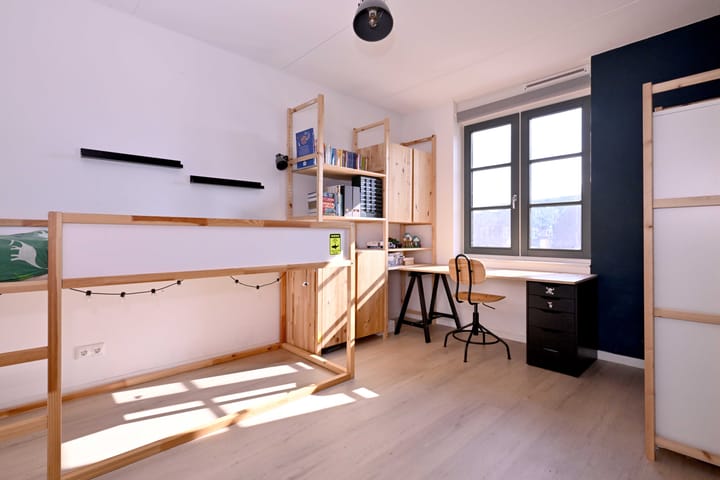 Foto 16 van Johan Roebersstraat 58