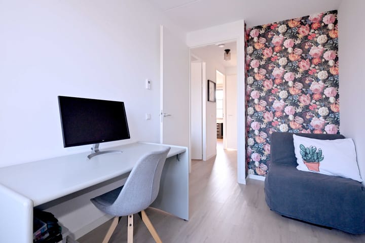 Foto 19 van Johan Roebersstraat 58