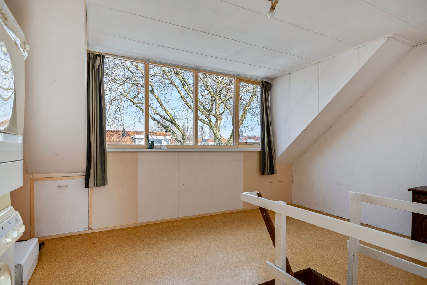 Photo 19 of Burgemeester Ter Laanstraat 86