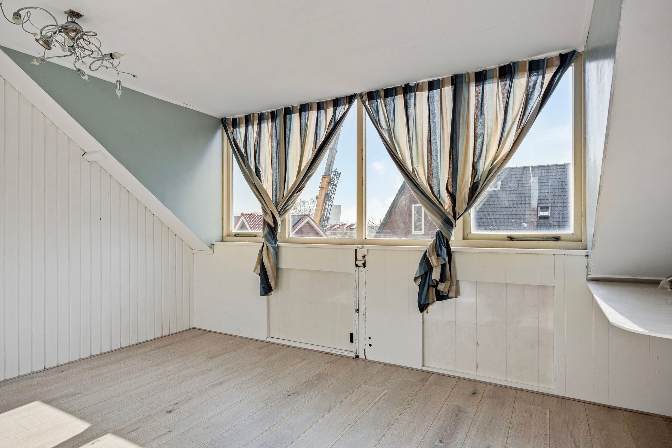 Photo 21 of Burgemeester Ter Laanstraat 86