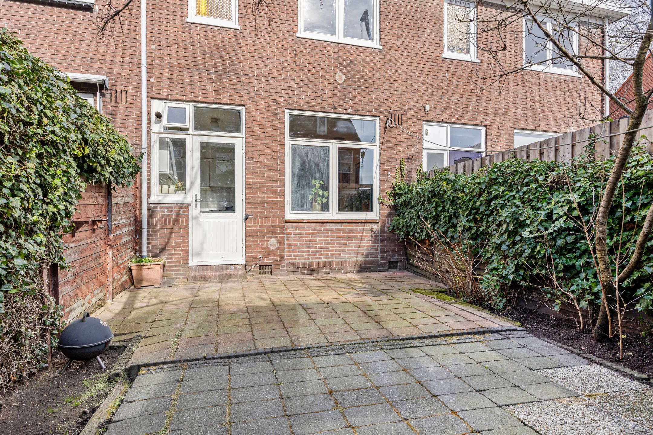 Photo 24 of Burgemeester Ter Laanstraat 86