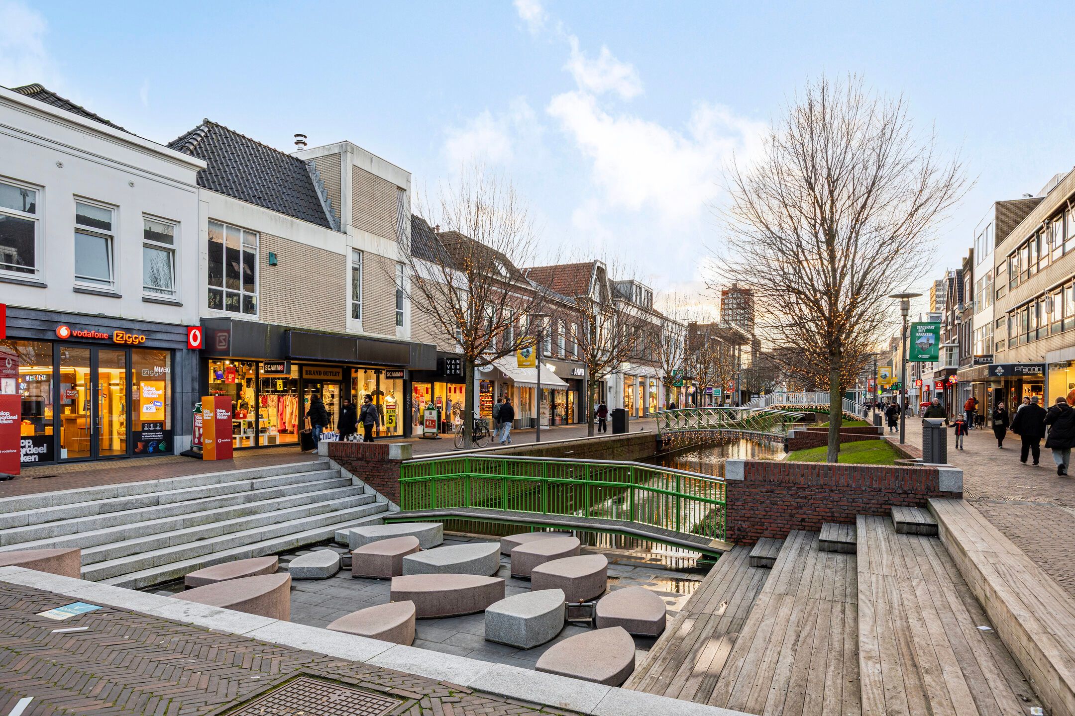 Photo 33 of Burgemeester Ter Laanstraat 86