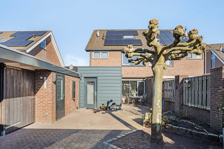 Foto 4 van Saturnus 15