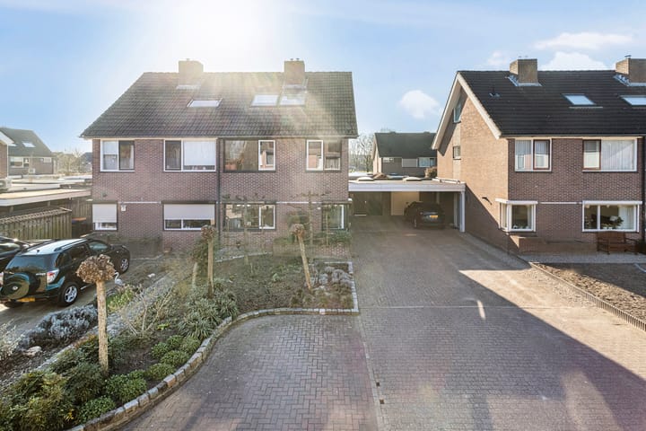 Foto 5 van Saturnus 15