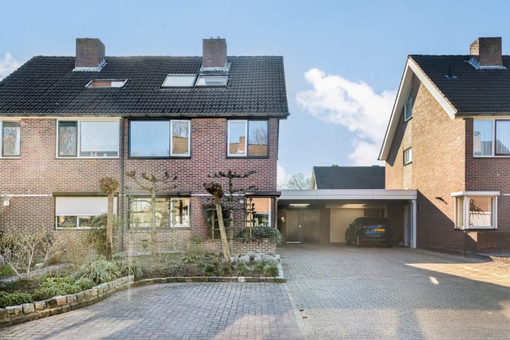 Foto 6 van Saturnus 15