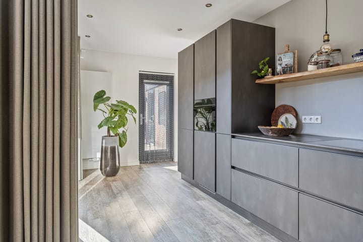 Foto 19 van Saturnus 15