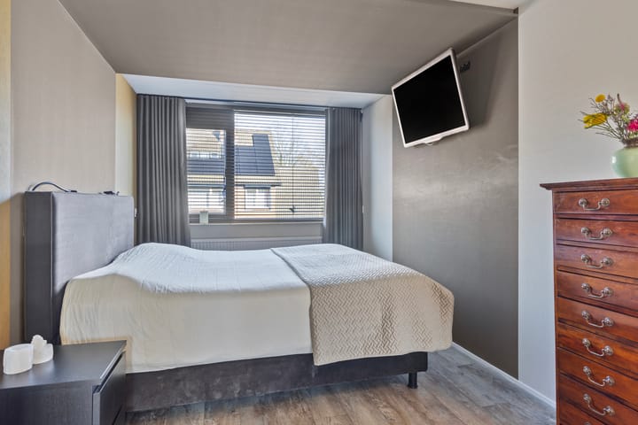 Foto 25 van Saturnus 15