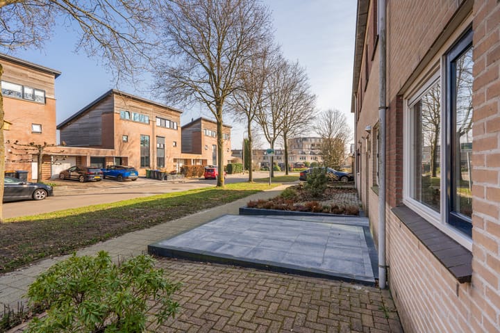 Foto 9 van Alexander Dubcekweg 115