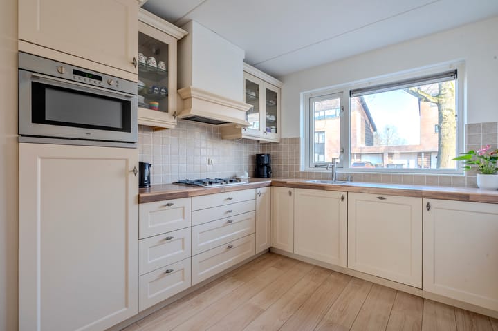 Foto 14 van Alexander Dubcekweg 115