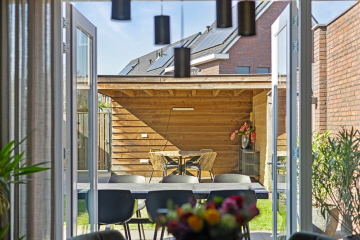 Photo 8 of Vloetheuvel 26