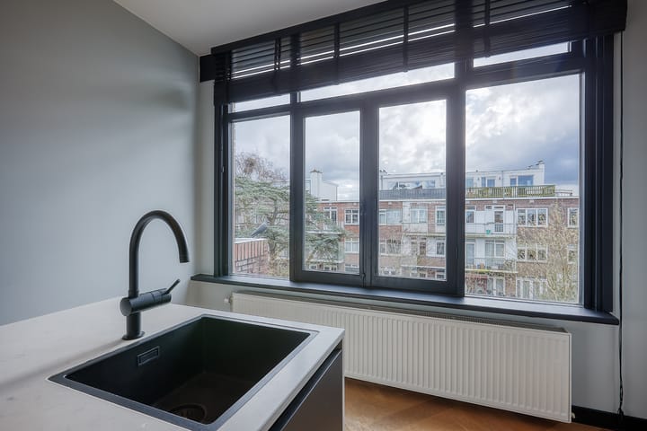 Foto 9 van Perziklaan 50