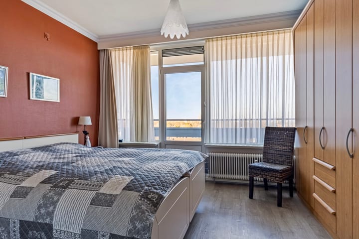 Photo 5 of Gronausestraat 192