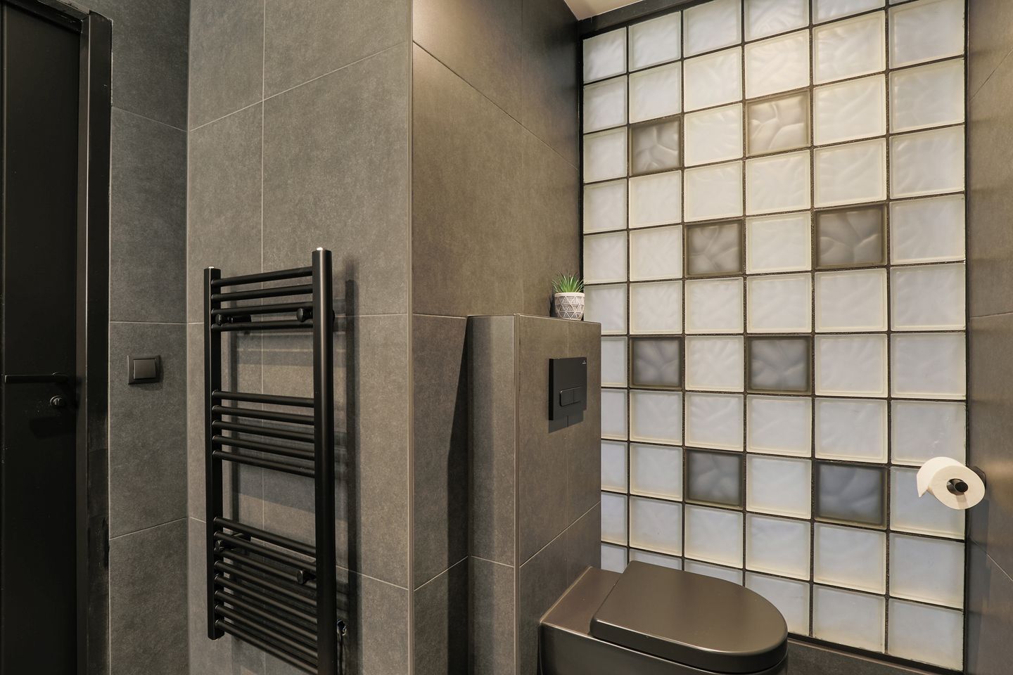 Foto 25 van van Lyndenlaan 17