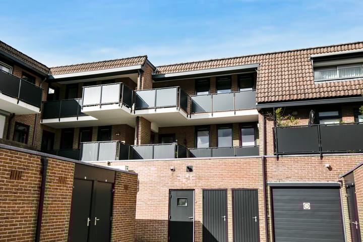 Foto 29 van van Lyndenlaan 17