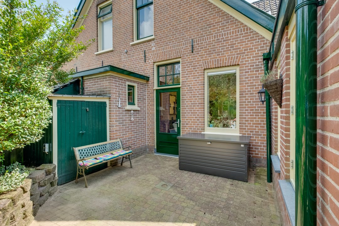 Photo 32 of Lagestraat 5