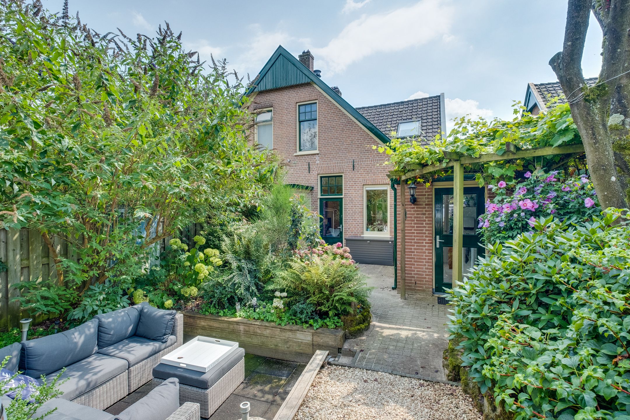 Photo 36 of Lagestraat 5