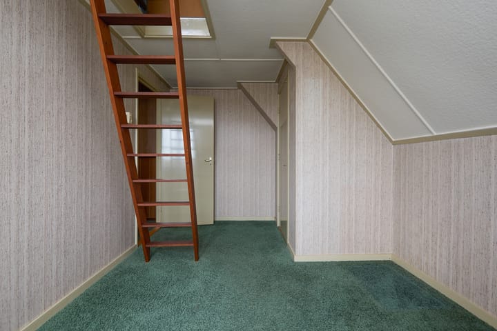 Photo 38 of Oosteinde 52