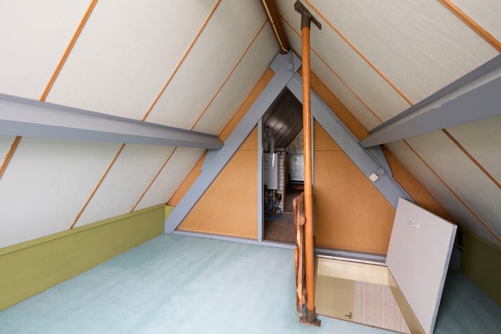 Photo 39 of Oosteinde 52