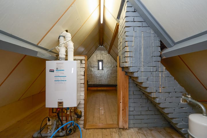 Photo 41 of Oosteinde 52