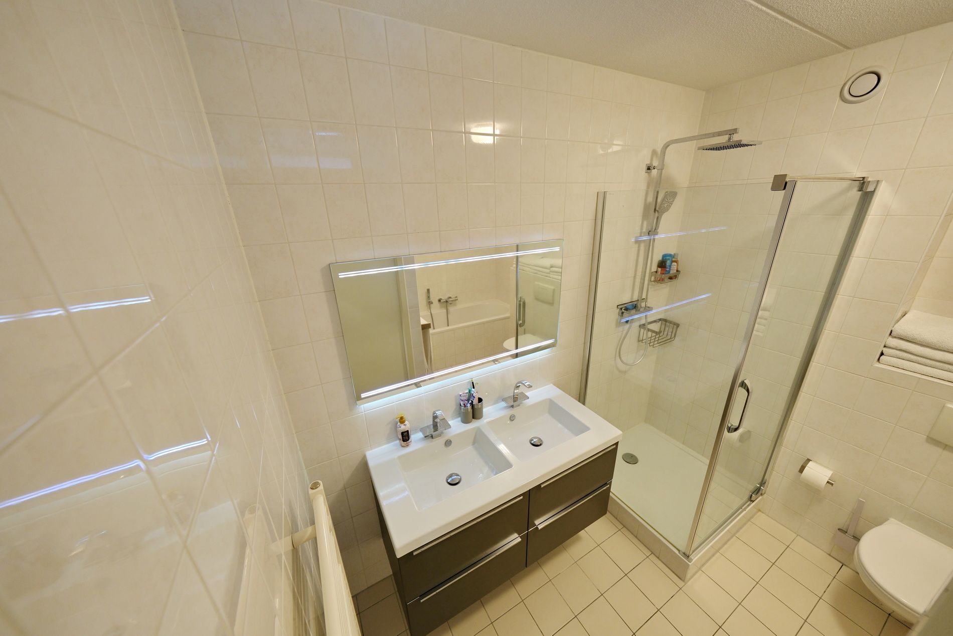 Foto 15 van MacBridestraat 29