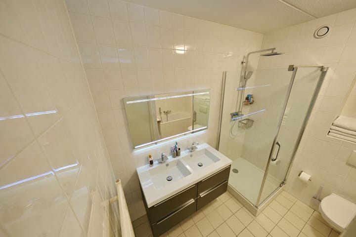 Foto 15 van MacBridestraat 29