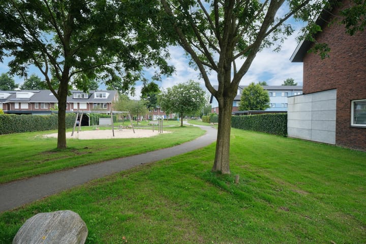 Foto 30 van MacBridestraat 29