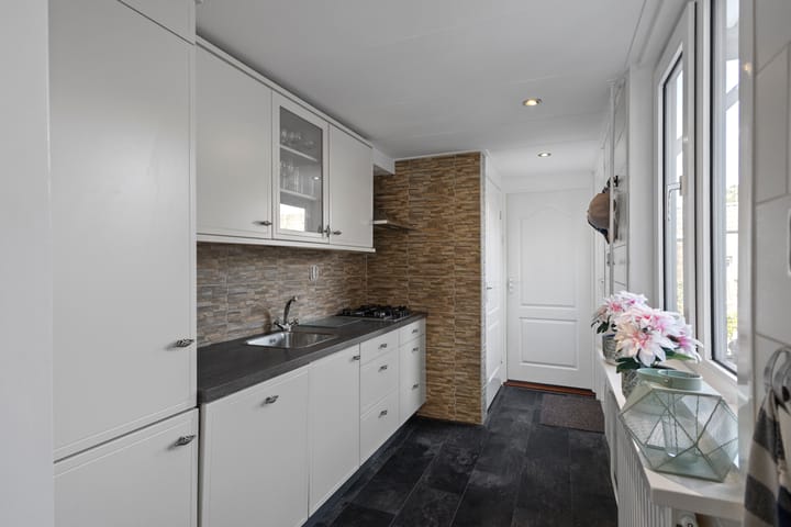 Photo 11 of Jan Blankenstraat 7