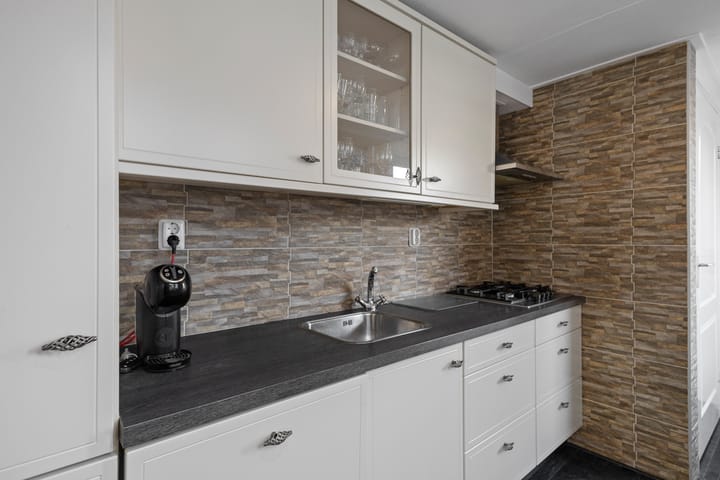 Photo 12 of Jan Blankenstraat 7