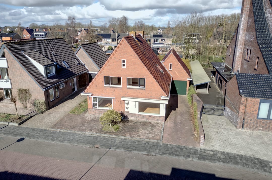 Photo 32 of Schultingastraat 3