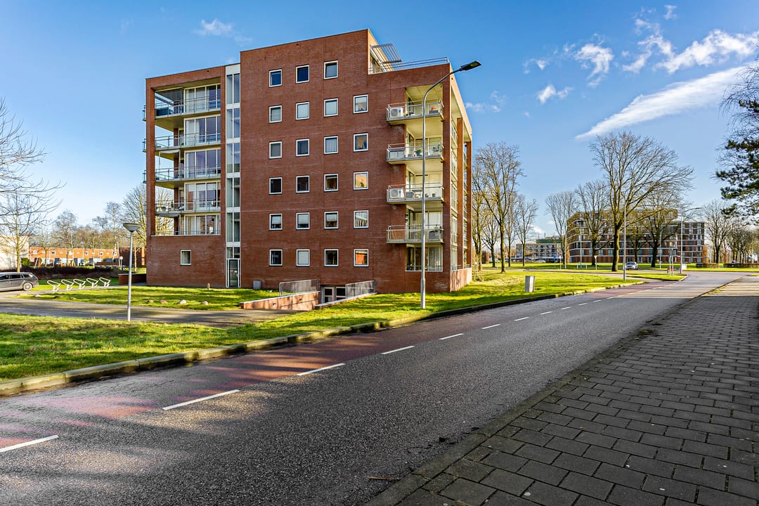 Photo 38 of Het Waal 102