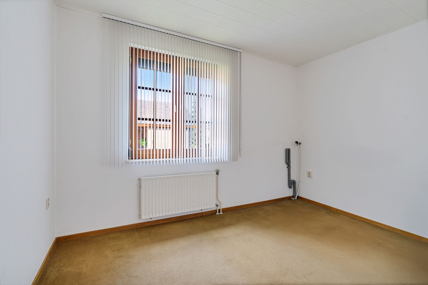 Photo 19 of Burg. van Hinsbergstraat 2