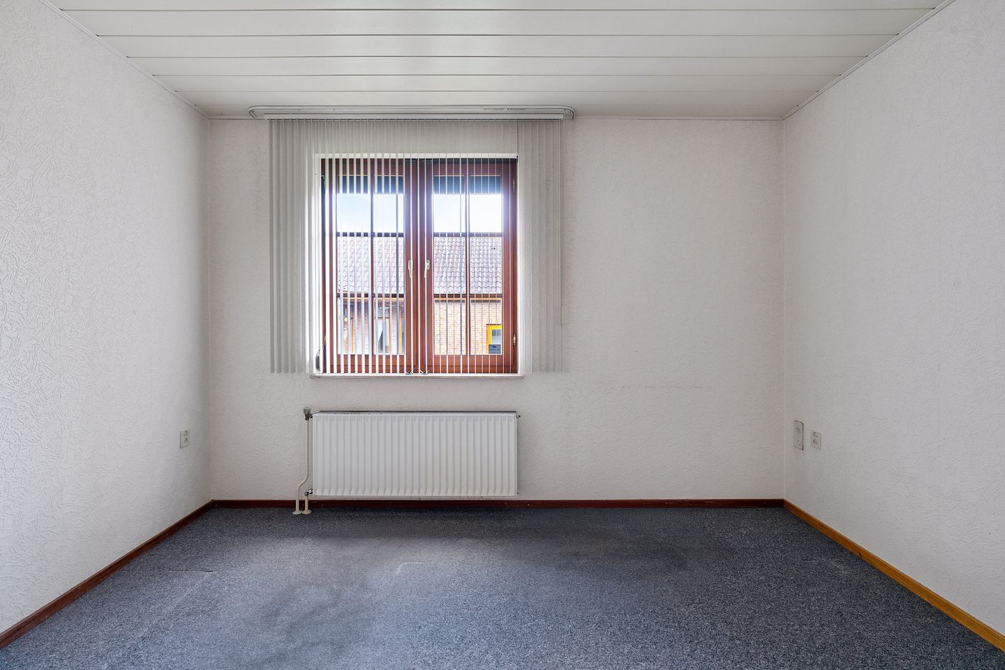 Photo 20 of Burg. van Hinsbergstraat 2