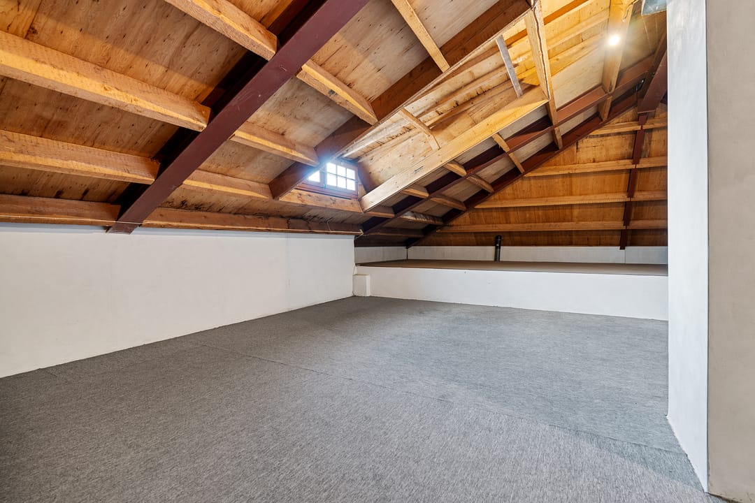 Photo 22 of Burg. van Hinsbergstraat 2