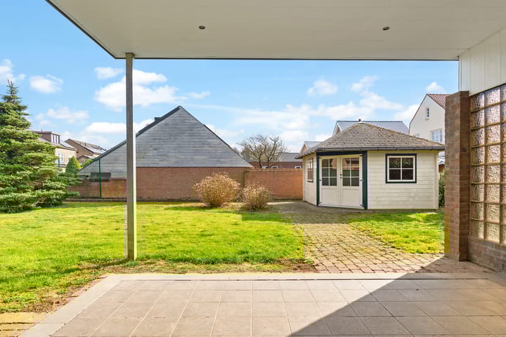 Foto 25 van Burg. van Hinsbergstraat 2