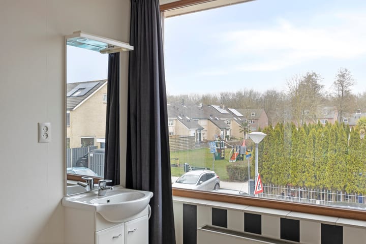 Foto 18 van Van Puttenstraat 35