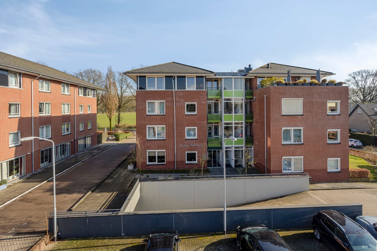 Foto 39 van Middelhagenhof 110