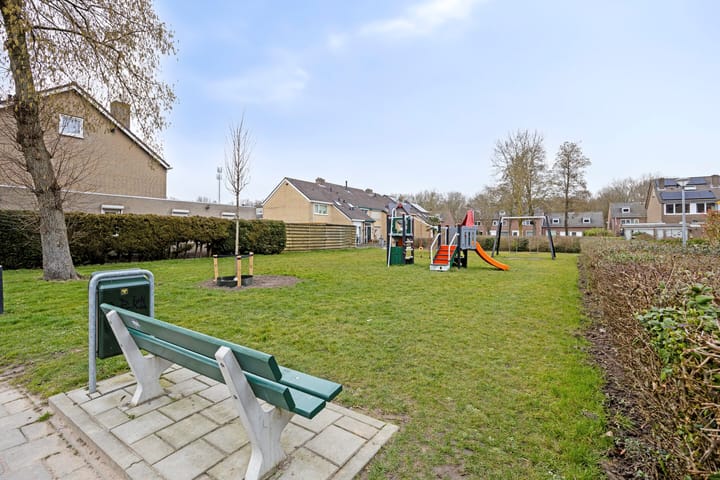 Foto 33 van Van Puttenstraat 35