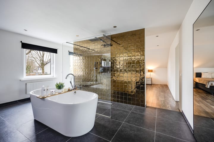 Foto 42 van Contrabas 46