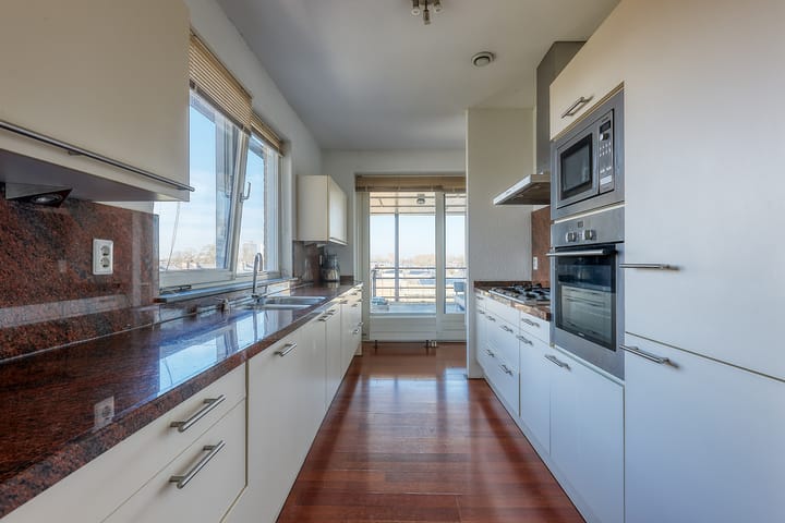 Photo 4 of Pieter Postplaats 20