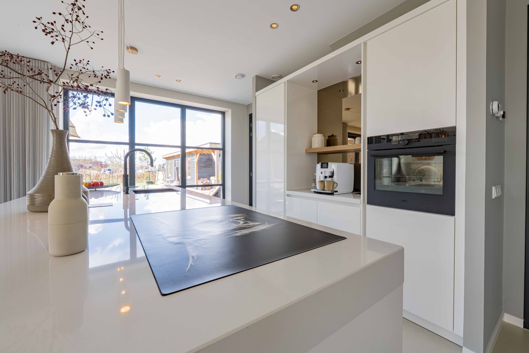 Foto 24 van van Heemstraweg 47