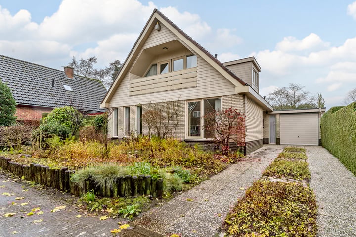 Kostverloren 7