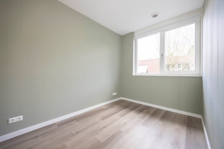 Photo 15 of Van de Pollstraat 9