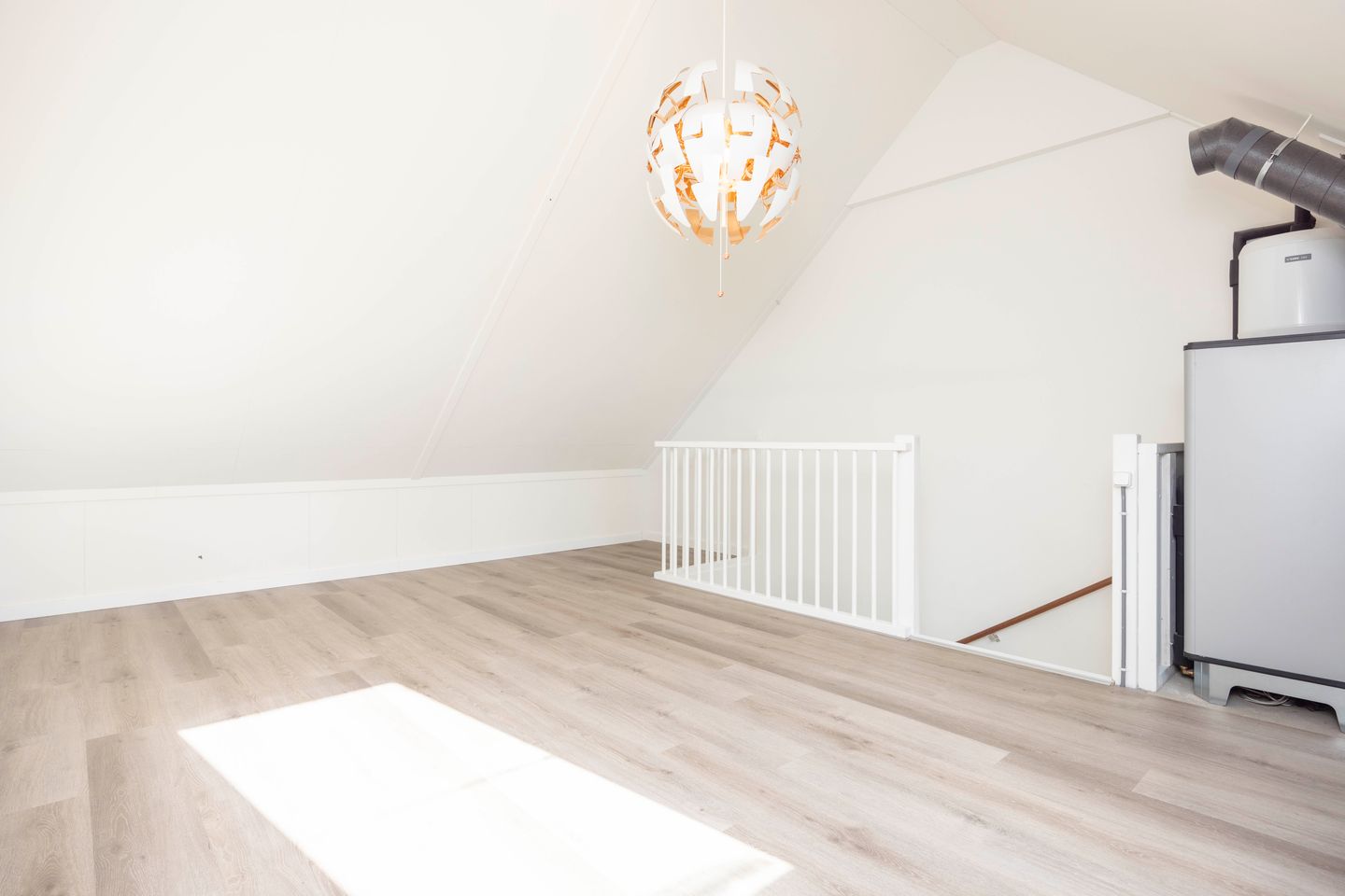 Foto 19 van Van de Pollstraat 9