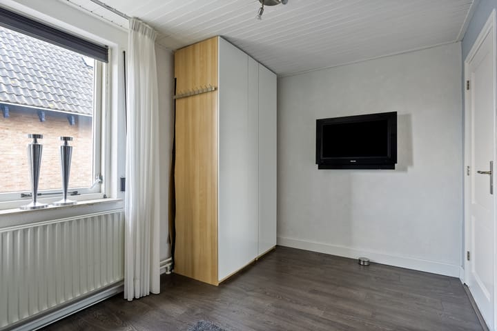 Foto 25 van Molenstraat 121